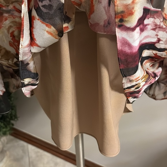 Boston proper women’s babydoll floral tunic blouse lace up V neck empire waist L - Picture 9 of 15